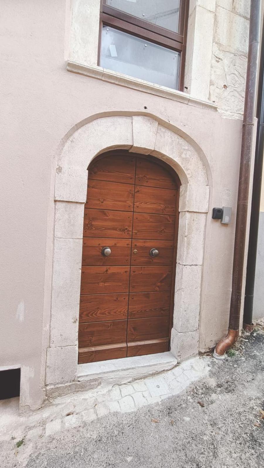 Apartmán Dimora Del Cavaliere LʼAquila Exteriér fotografie